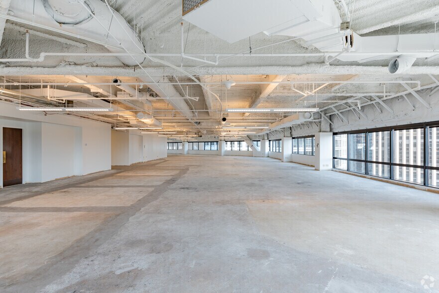 Photo of 24th Floor Ste 2400