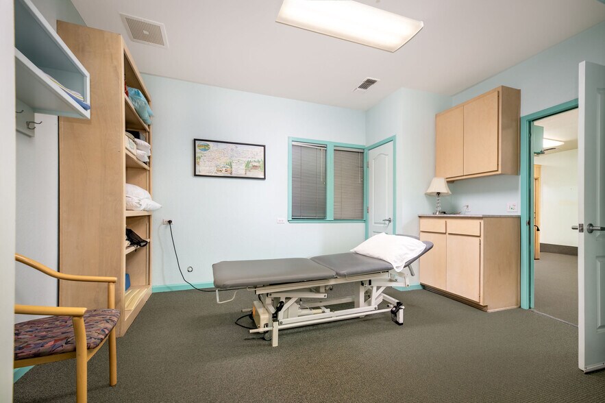 More Photos Of 104 Margaret Ln, Grass Valley Medical For Sale