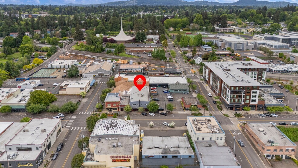 More Photos Of , Milwaukie General Retail For Sale