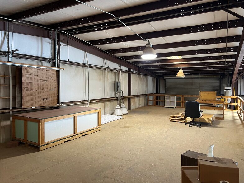 More Photos Of 185 Industrial Dr, Chickamauga Industrial For Sale