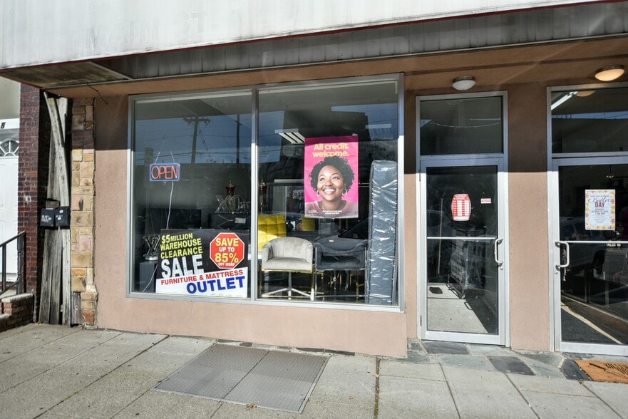 More Photos Of 154 Main St, Butler Storefront Retail Residential For Sale