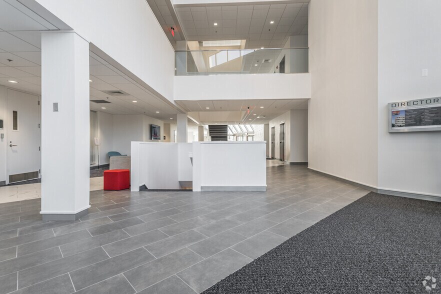 More Photos Of 33 Boston Post Rd W, Marlborough Office For Lease