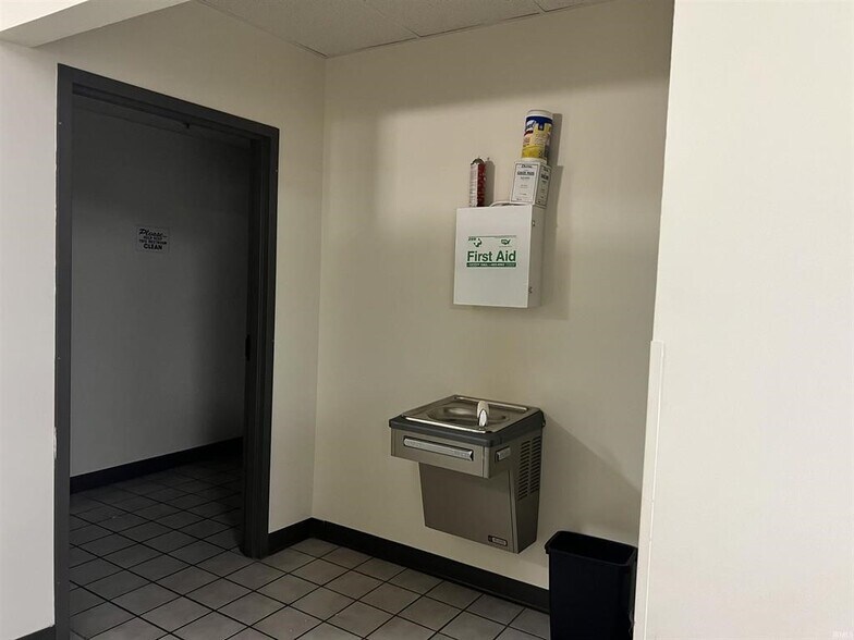 More Photos Of 3471 N Union Dr, Olney Warehouse For Sale