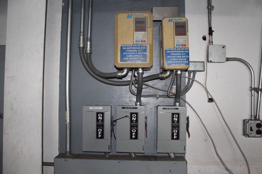 More Photos Of 700 Nepperhan Ave, Yonkers Warehouse For Sale