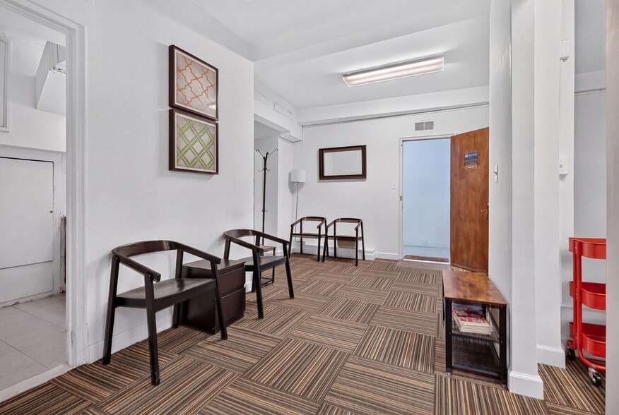 More Photos Of 60 Plaza St E, Brooklyn Apartments For Sale