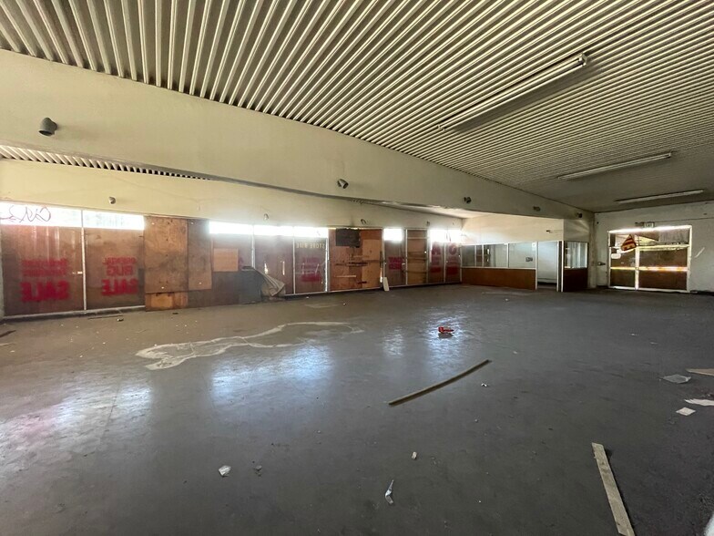 More Photos Of 110 E 14th St, San Leandro Freestanding For Sale