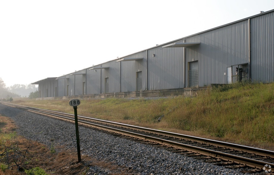 More Photos Of 10400 Technology Dr, Cottondale Warehouse For Sale