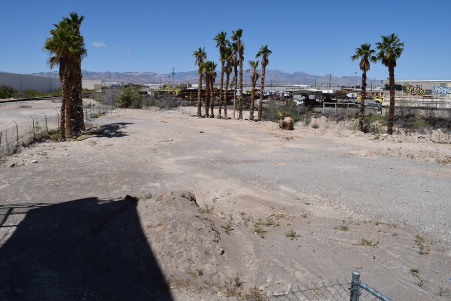 More Photos Of 6179 Dean Martin Dr, Las Vegas Land For Sale