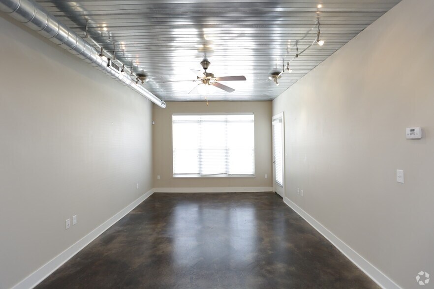 More Photos Of 901 New Hampshire St, Lawrence Apartments For Lease