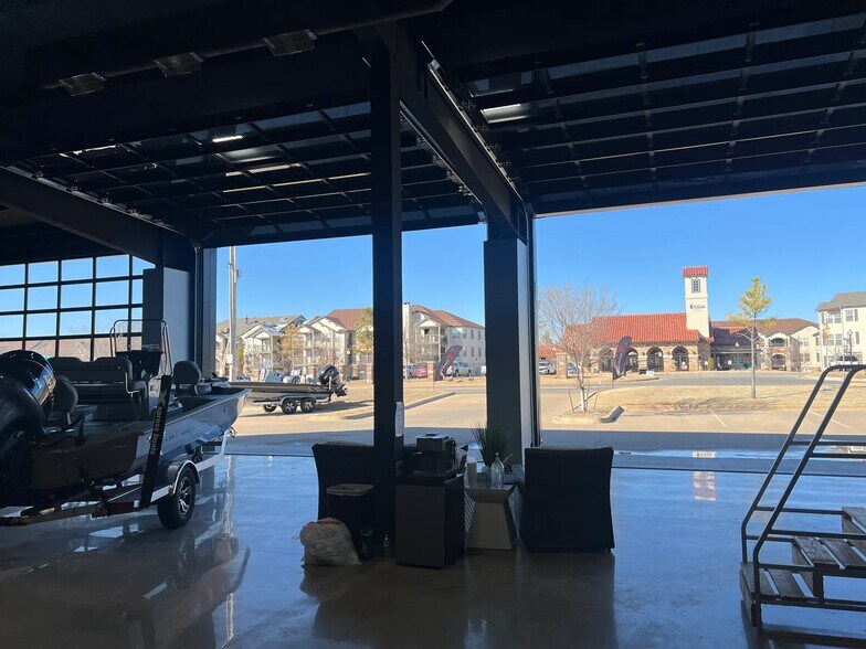 More Photos Of 14040 Joel McDonald Dr, Oklahoma City Freestanding For Sale