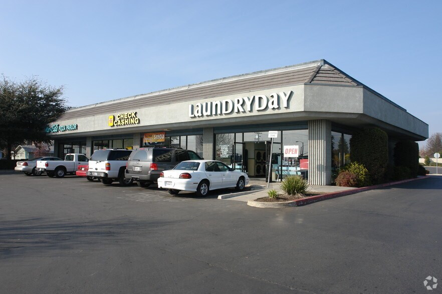 More Photos Of 1550 N Ben Maddox Way, Visalia Unknown For Lease
