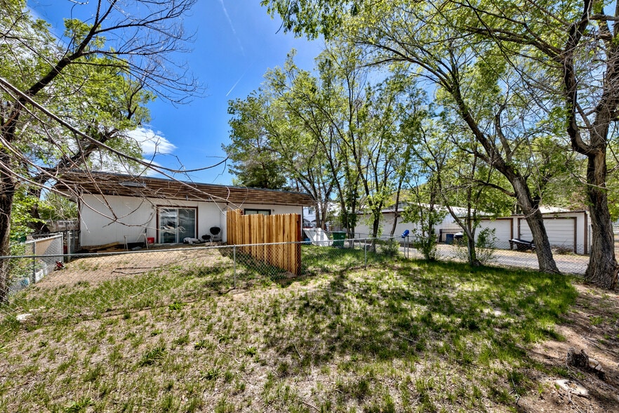 More Photos Of 3129 S Carson St, Carson City General Retail For Sale