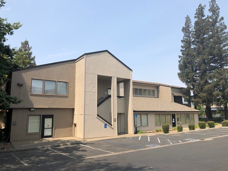 More Photos Of 5006 Sunrise Blvd, Fair Oaks Loft Creative Space For Sale