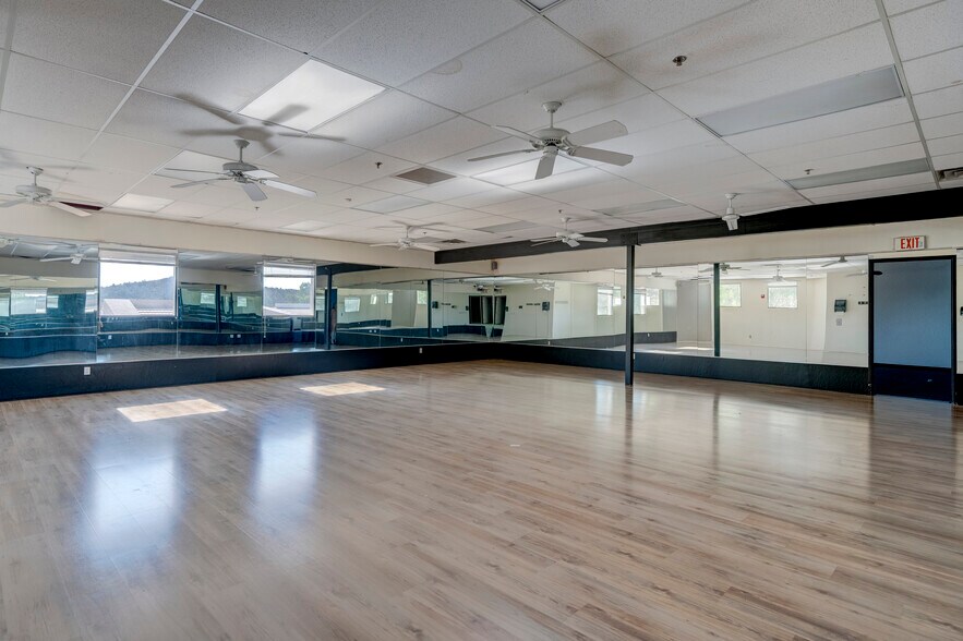 More Photos Of 3600 Ranch Dr, Prescott Freestanding For Sale