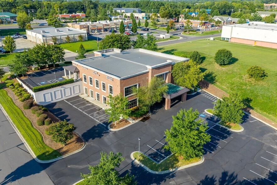 More Photos Of 439 Channel Rd, Clover Office For Lease