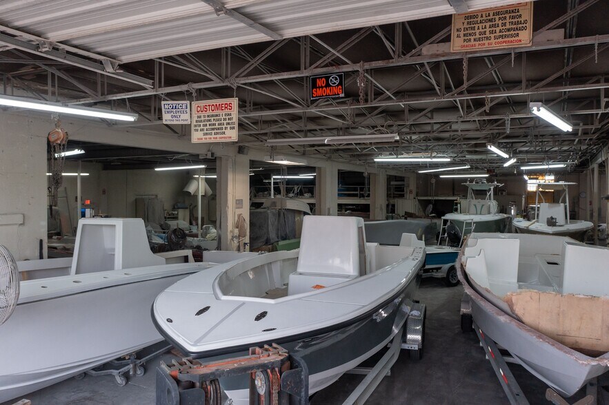 More Photos Of 1040 E 26th St, Hialeah Warehouse For Sale