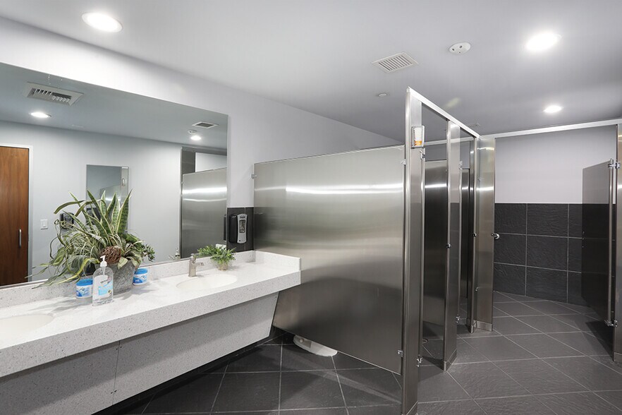 More Photos Of 2569 McCabe Way, Irvine Office For Lease