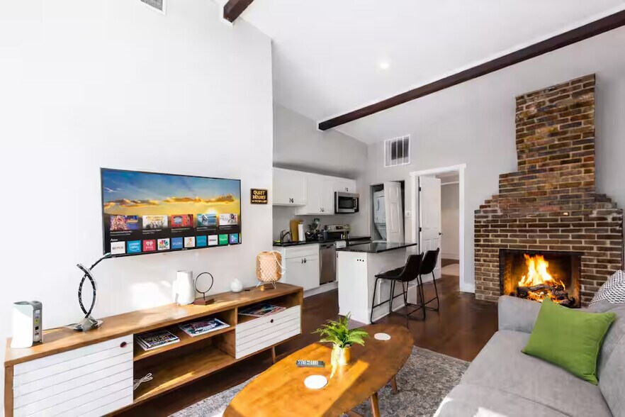 More Photos Of 370-372 Forest St, Columbus Apartments For Sale