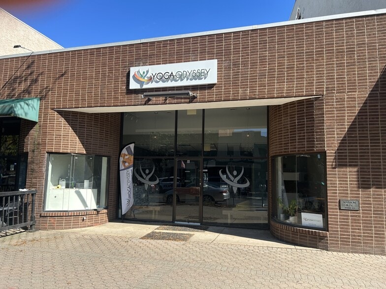 Primary Photo Of 8-12 W Main St, Somerville Restaurant For Lease