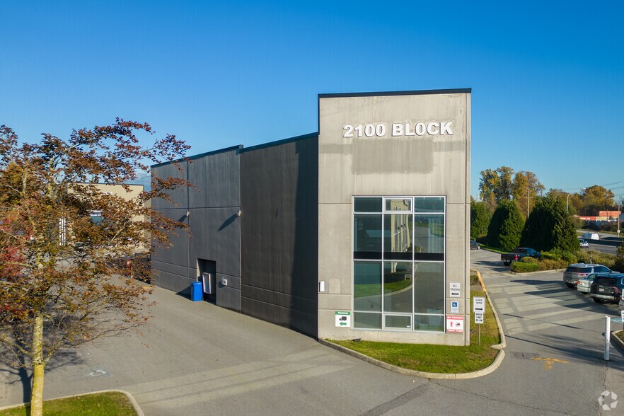 More Photos Of 1225 Kingsway Ave, Port Coquitlam Warehouse For Sale