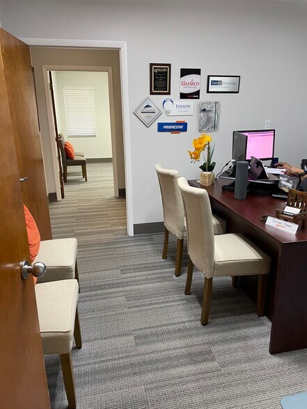 More Photos Of 720-722 E Fletcher Ave, Tampa Loft Creative Space For Lease