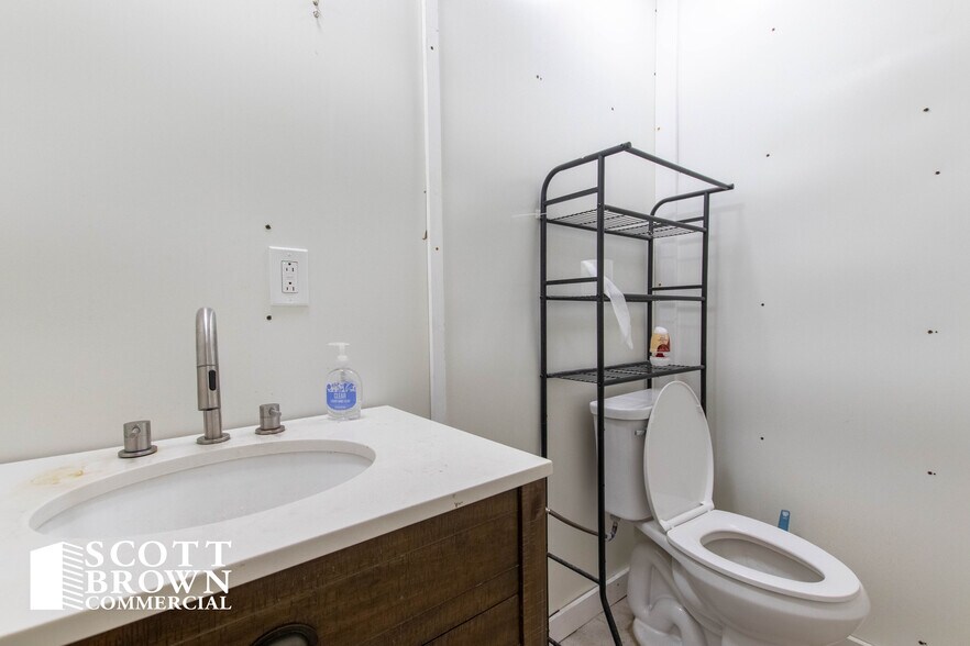 More Photos Of 1651 Hill Ln, Little Elm Unknown For Lease