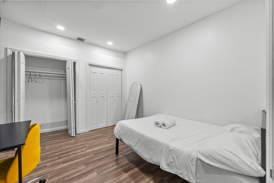 More Photos Of 188 New York Ave, Jersey City Multifamily For Sale