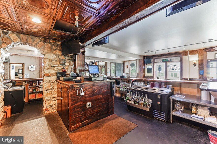 More Photos Of 2116 Old Route 100, Bechtelsville Restaurant For Sale