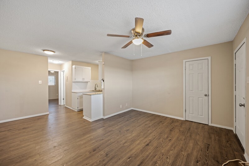 More Photos Of 17 W 31st St, San Angelo Apartments For Sale