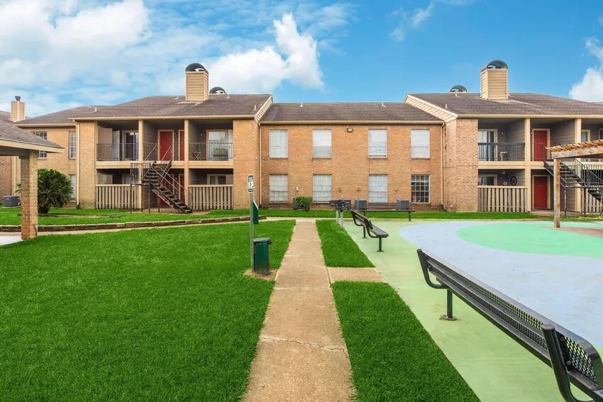 More Photos Of 9402 Synott Rd, Houston Apartments For Sale