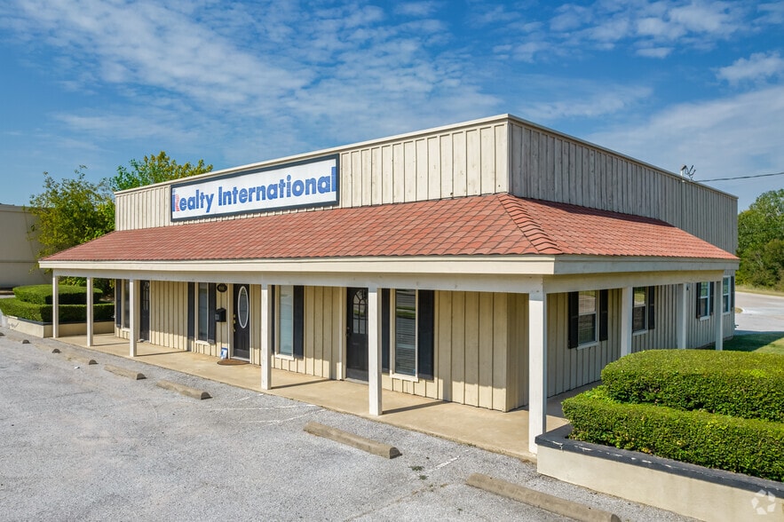 Primary Photo Of 4408 Colleyville Blvd, Colleyville Freestanding For Lease