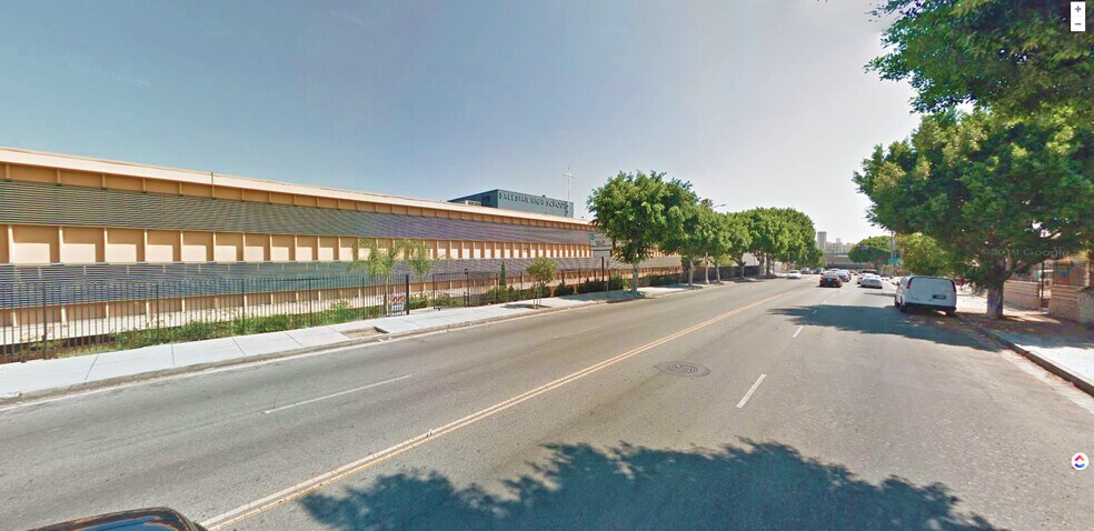 More Photos Of 3000 Whittier Blvd, Los Angeles Medical For Lease