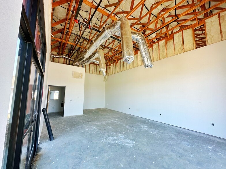 More Photos Of 378 W 4th St, Perris Office For Sale
