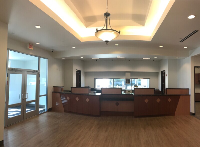 More Photos Of 1900 Ballpark Way, Arlington Medical For Lease