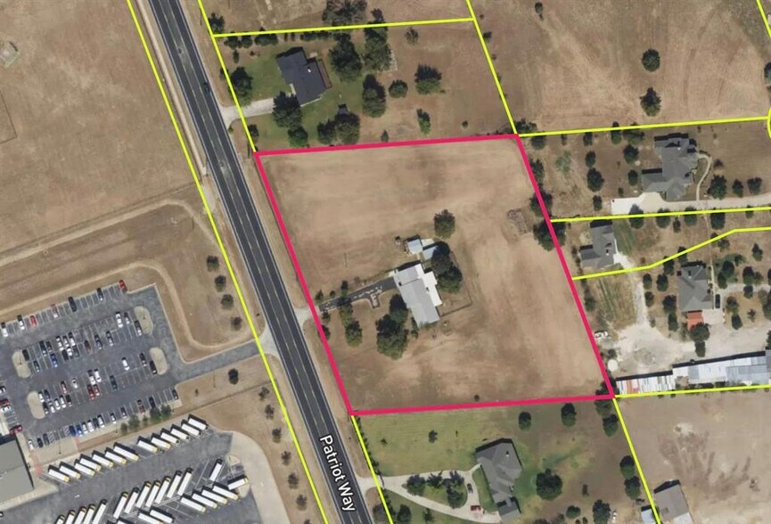 More Photos Of 401 Patriot Way, Georgetown Specialty For Lease