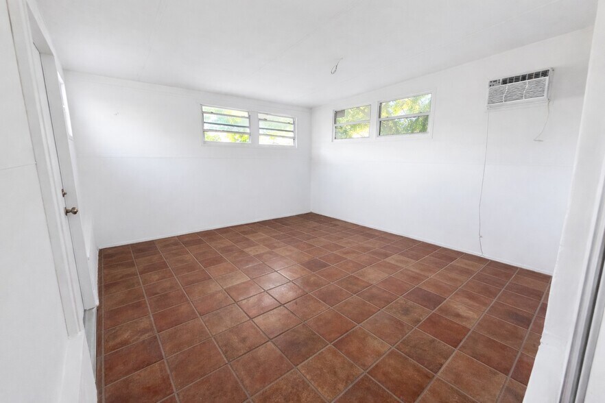 More Photos Of 2633 SW 34th Ave, Miami Multifamily For Sale