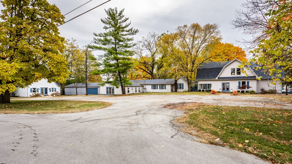 More Photos Of 7507 Michigan Rd, Indianapolis Daycare Center For Sale