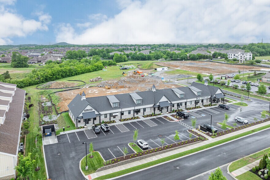 More Photos Of 210 Baber Park West Blvd, Gallatin Medical For Lease