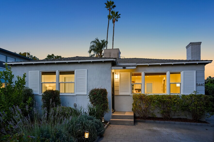 More Photos Of 5438 Colfax Ave, North Hollywood Multifamily For Sale