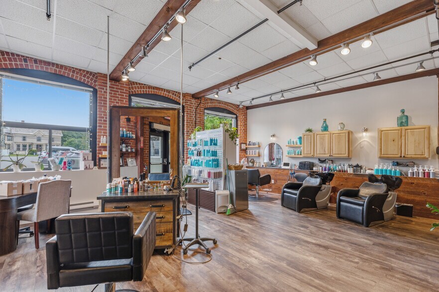 More Photos Of 103 Roxbury St, Keene Office For Sale