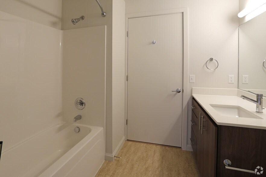 More Photos Of 2240-2250 NW Lovejoy St, Portland Apartments For Lease