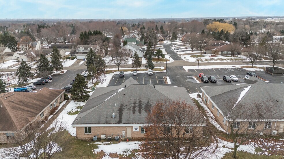 More Photos Of W6180 Aerotech Dr, Appleton Office For Lease