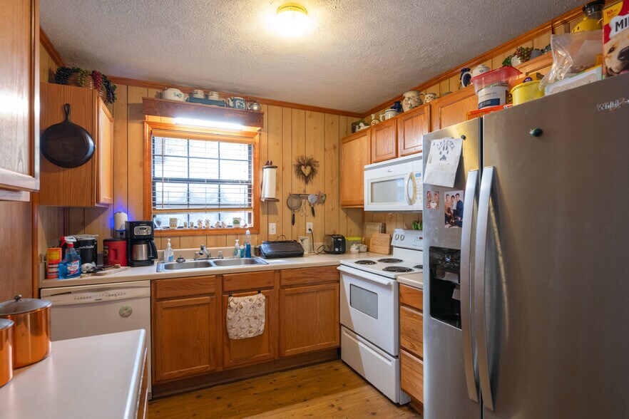 More Photos Of 115 Chalet Ln, Henderson Apartments For Sale