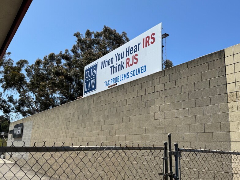 More Photos Of 8169 Center St, La Mesa Industrial For Sale