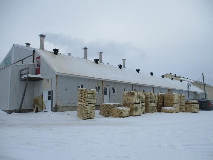 More Photos Of 28 Rue Joseph-Gagnon, Saint-Jean-Port-Joli Manufacturing For Sale