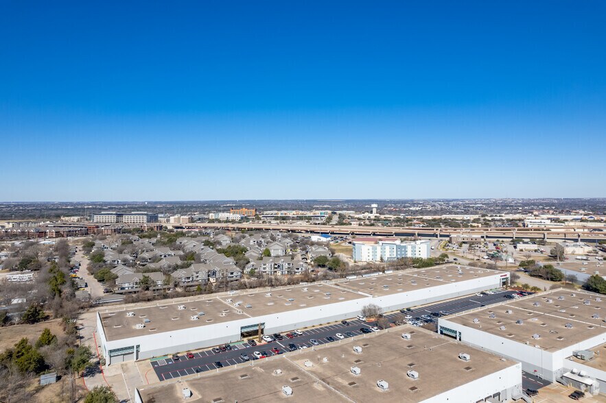 More Photos Of 401B Parker Dr, Austin Warehouse For Lease