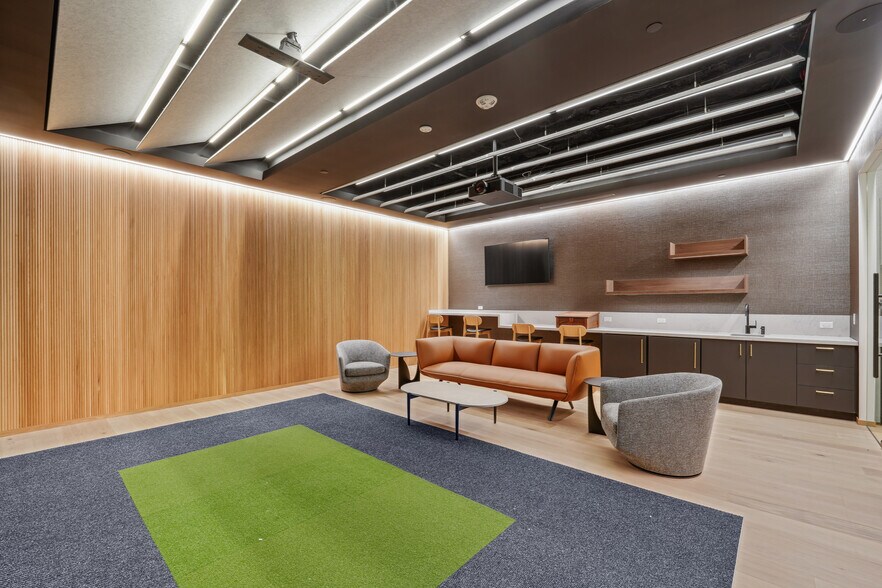 More Photos Of 1300 El Camino Real, Menlo Park Coworking Space