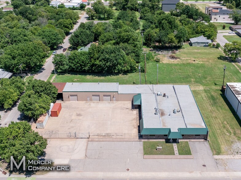 Primary Photo Of 1312 S Walker Ave, Oklahoma City Light Manufacturing For Sale