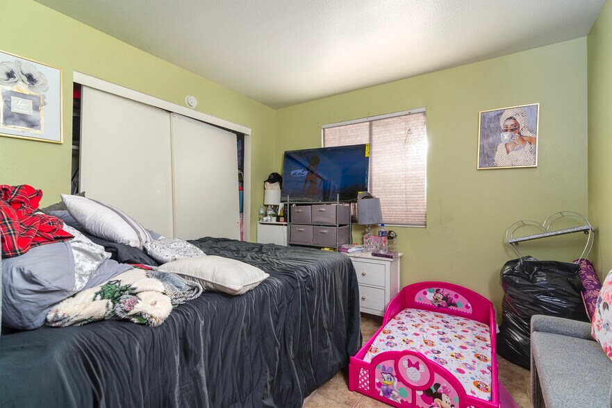 More Photos Of 2444 E Willetta St, Phoenix Multifamily For Sale