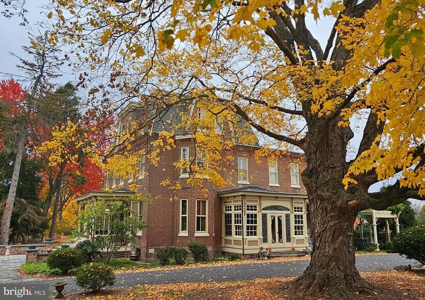 More Photos Of 40-28 Conrow Rd, Delran Office For Sale